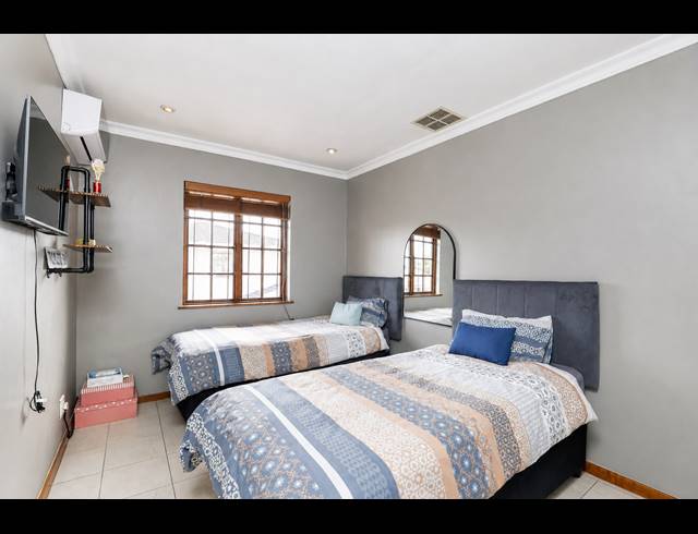 3 BEDROOM TOWNHOUSE FOR SALE IN MUSGRAVE